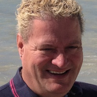 Cary_Howell